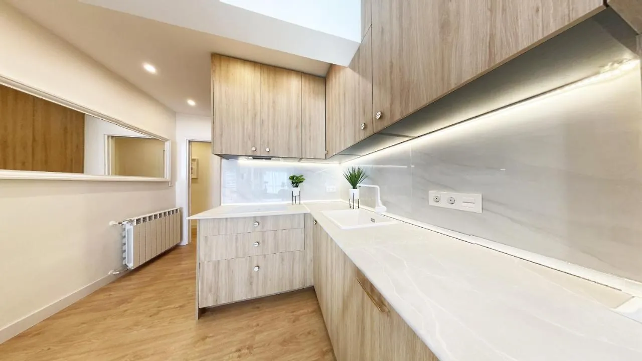 Bahia Luxurious Apartment, 3 Double Rooms, Free Parking, Terrace, Brand New Σαν Σεμπαστιάν