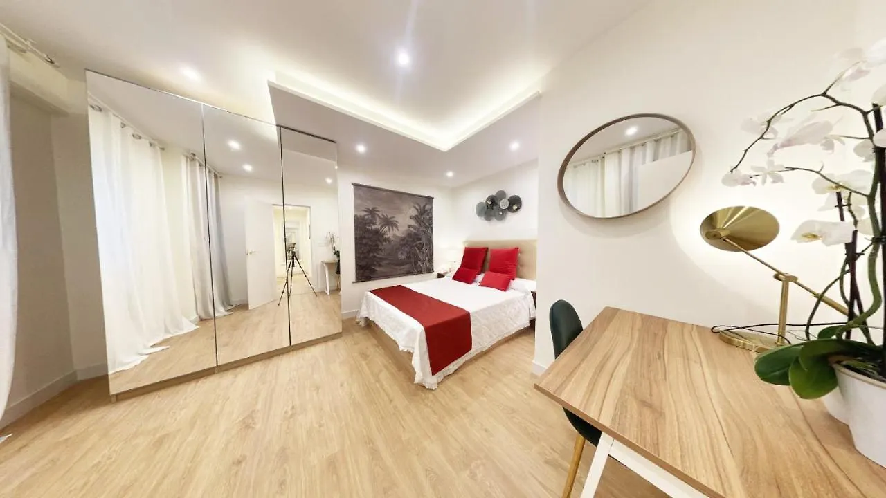 Bahia Luxurious Apartment, 3 Double Rooms, Free Parking, Terrace, Brand New 산세바스티안