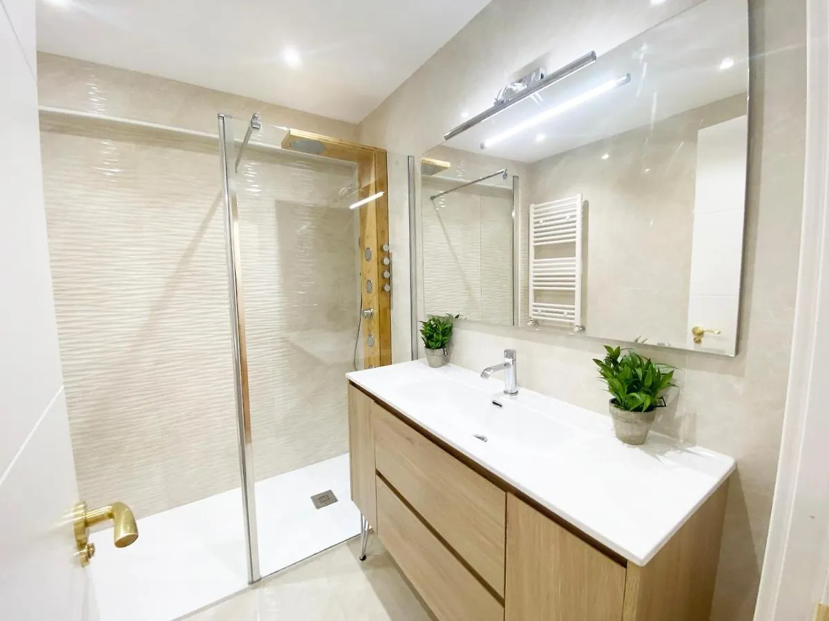Διαμέρισμα Bahia Luxurious Apartment, 3 Double Rooms, Free Parking, Terrace, Brand New Σαν Σεμπαστιάν