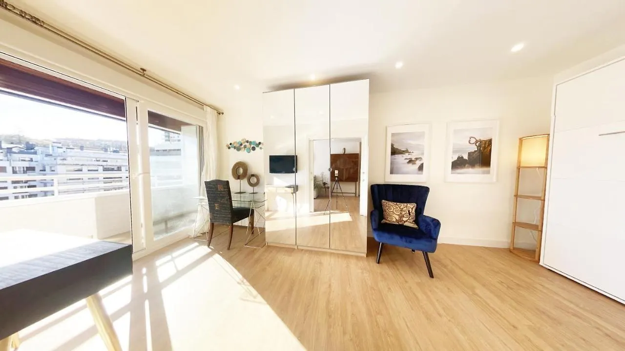 Bahia Luxurious Apartment, 3 Double Rooms, Free Parking, Terrace, Brand New Σαν Σεμπαστιάν Ισπανία