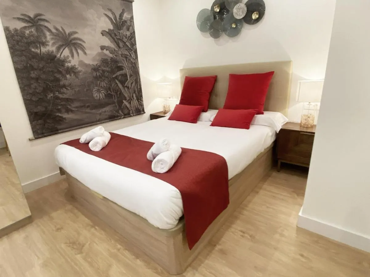 아파트 Bahia Luxurious Apartment, 3 Double Rooms, Free Parking, Terrace, Brand New 산세바스티안