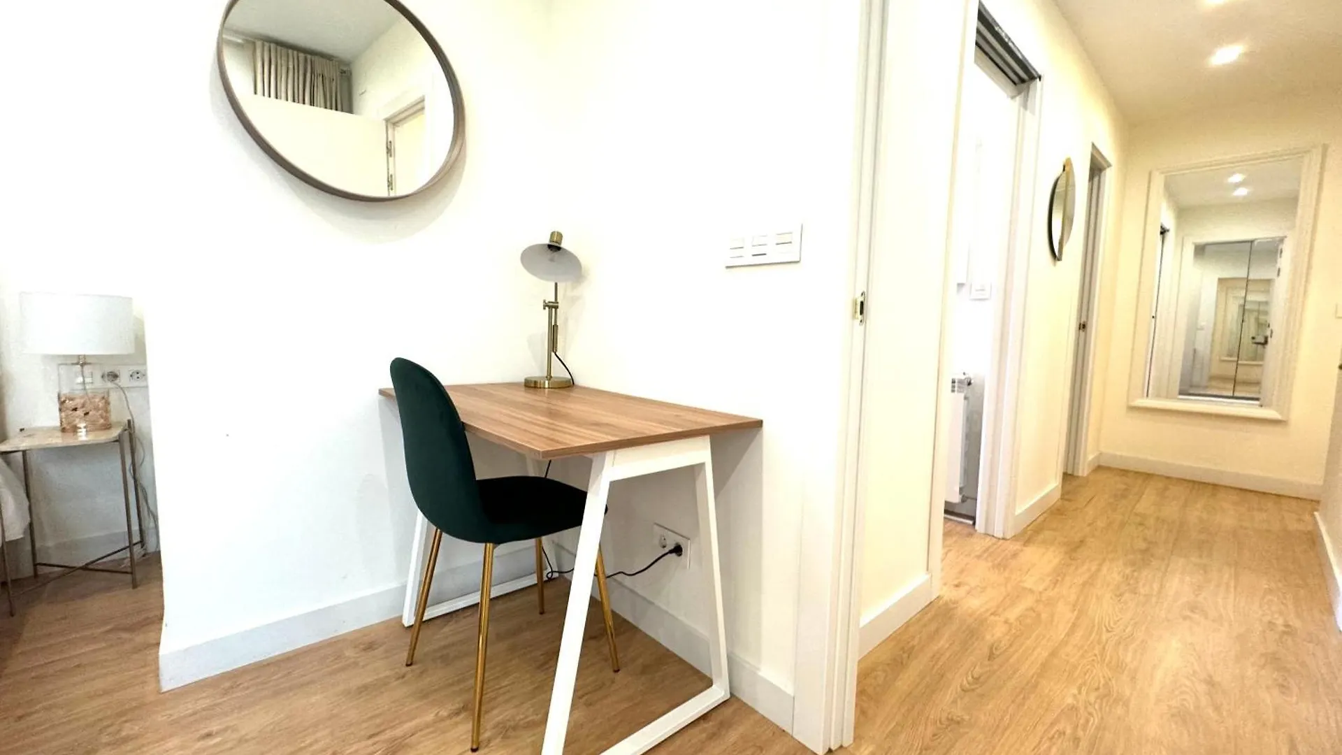 Bahia Luxurious Apartment, 3 Double Rooms, Free Parking, Terrace, Brand New 산세바스티안 0*,